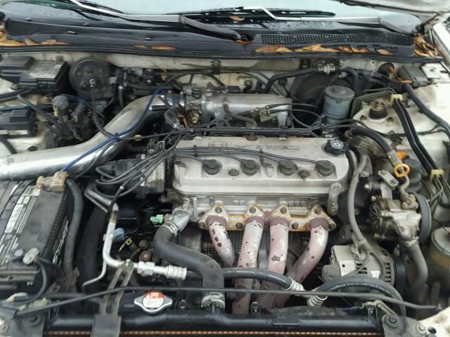 1HGCD5660TA034059 - 1996 HONDA ACCORD EX WHITE photo 7