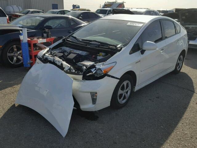 JTDKN3DUXC5396728 - 2012 TOYOTA PRIUS WHITE photo 2