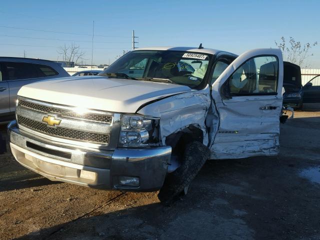 1GCRCSE0XCZ166304 - 2012 CHEVROLET SILVERADO WHITE photo 2