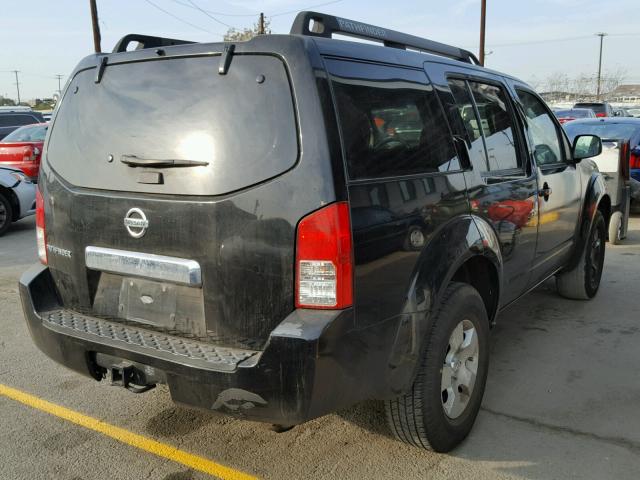 5N1AR18U95C769136 - 2005 NISSAN PATHFINDER BLACK photo 4