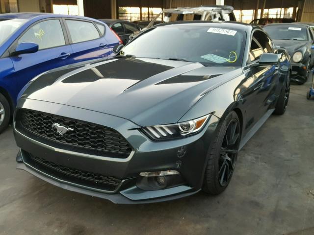 1FA6P8TH3F5338774 - 2015 FORD MUSTANG GREEN photo 2