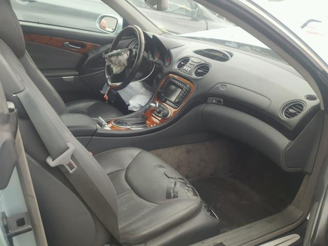 WDBSK75F83F037029 - 2003 MERCEDES-BENZ SL 500R SILVER photo 5