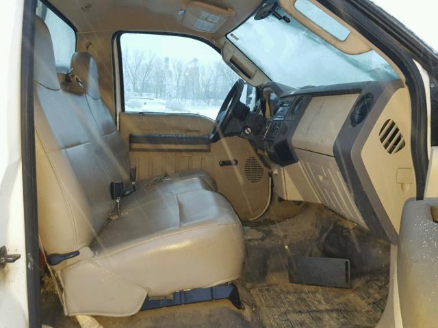 1FD4F46Y48EE09634 - 2008 FORD F450 SUPER WHITE photo 5