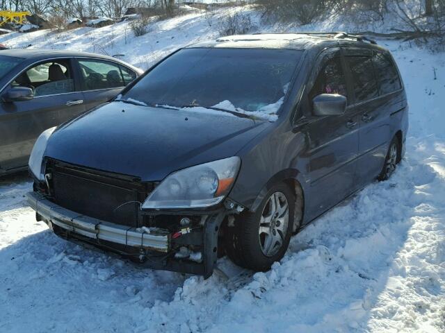 5FNRL38785B128836 - 2005 HONDA ODYSSEY EX GRAY photo 2