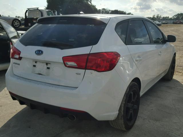 KNAFW5A37B5453002 - 2011 KIA FORTE SX WHITE photo 4