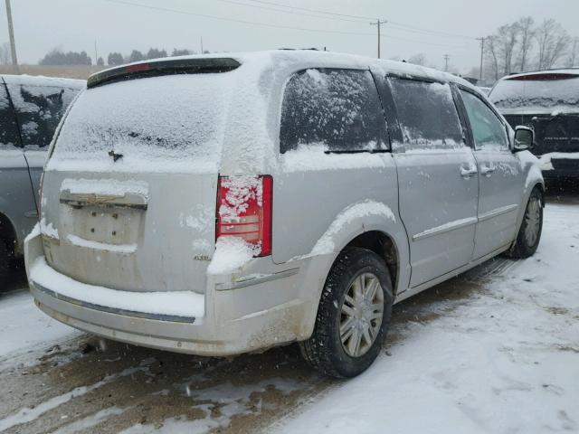 2A8HR64X58R150313 - 2008 CHRYSLER TOWN & COU SILVER photo 4