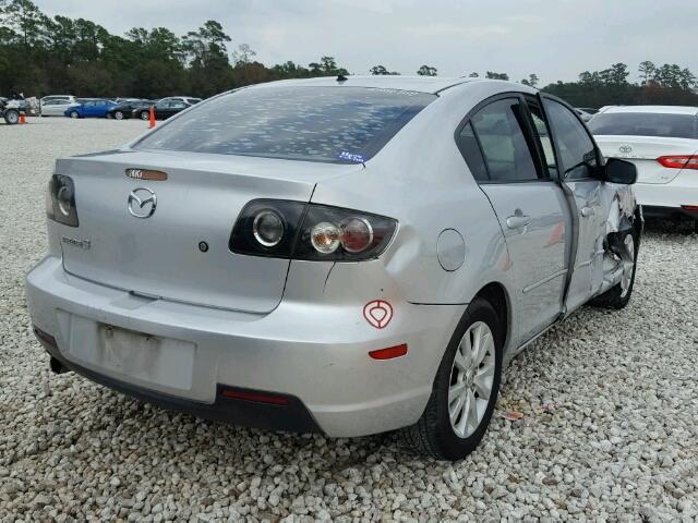 JM1BK12F481870477 - 2008 MAZDA 3 I SILVER photo 4