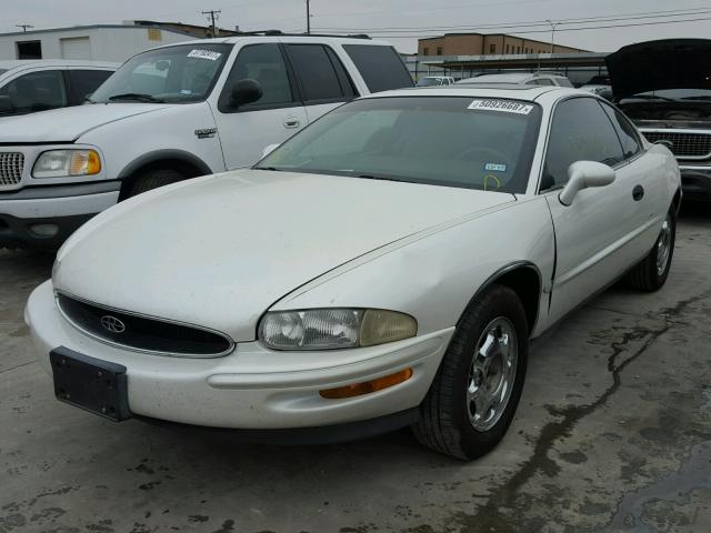 1G4GD2214X4700235 - 1999 BUICK RIVIERA WHITE photo 2