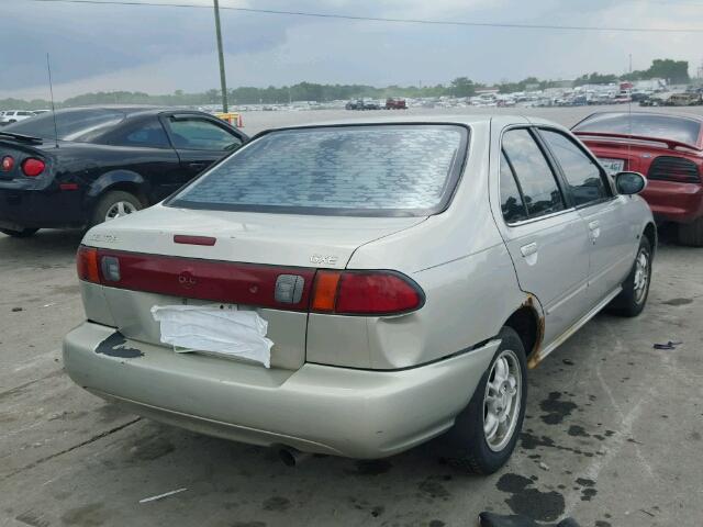 3N1AB41D8XL094796 - 1999 NISSAN SENTRA BAS SILVER photo 4