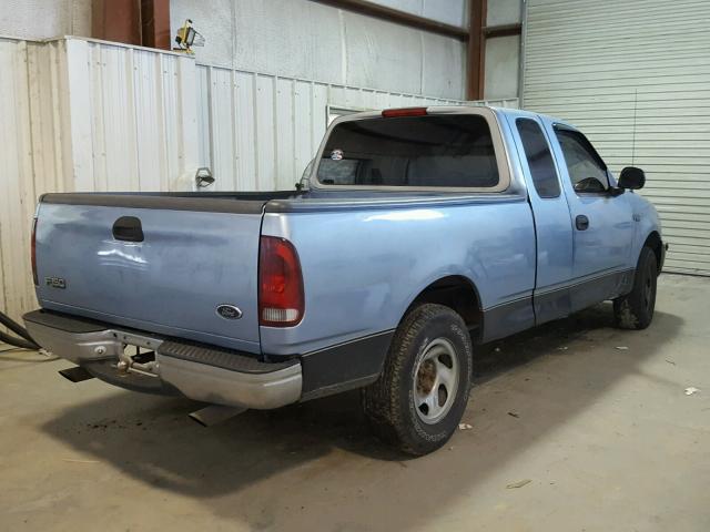 1FTZX1729WNA89367 - 1998 FORD F150 BLUE photo 4