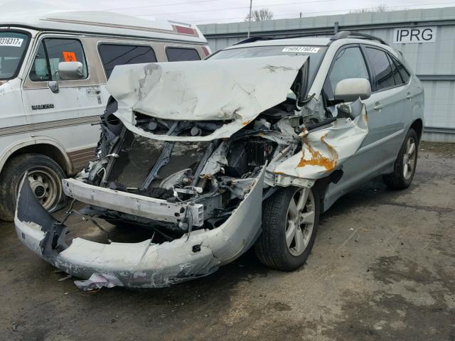 2T2HA31U14C015519 - 2004 LEXUS RX 330 SILVER photo 2