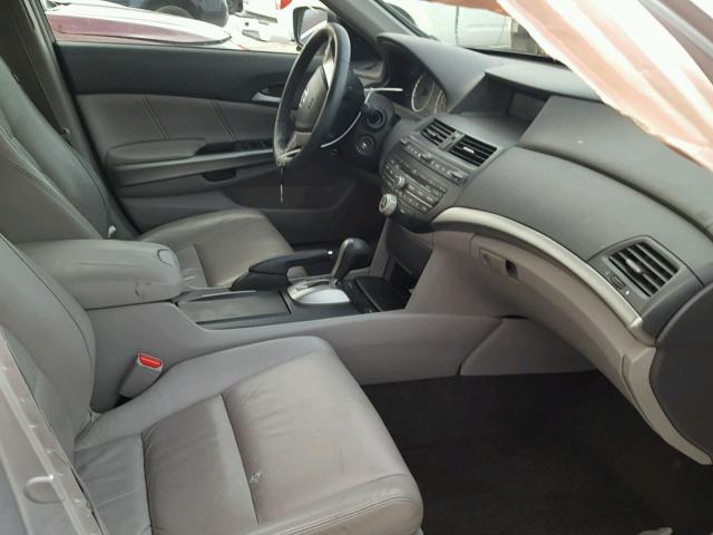 1HGCP36838A002890 - 2008 HONDA ACCORD EXL SILVER photo 5