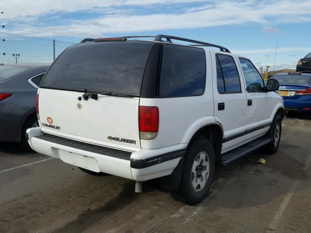 1GNDT13W4SK213689 - 1995 CHEVROLET BLAZER WHITE photo 4