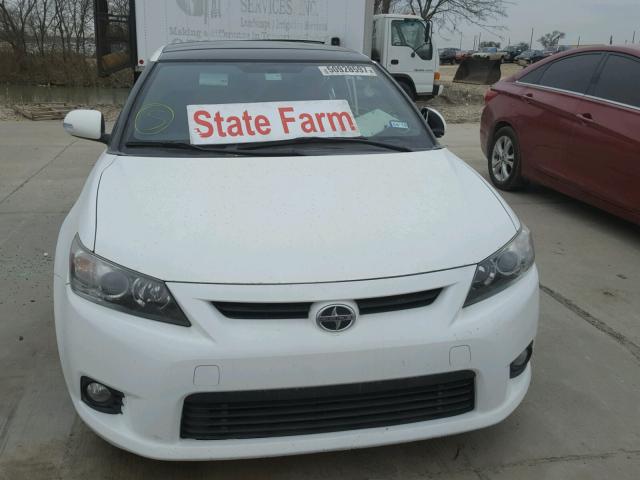 JTKJF5C75C3041454 - 2012 TOYOTA SCION TC 白色 照片 9