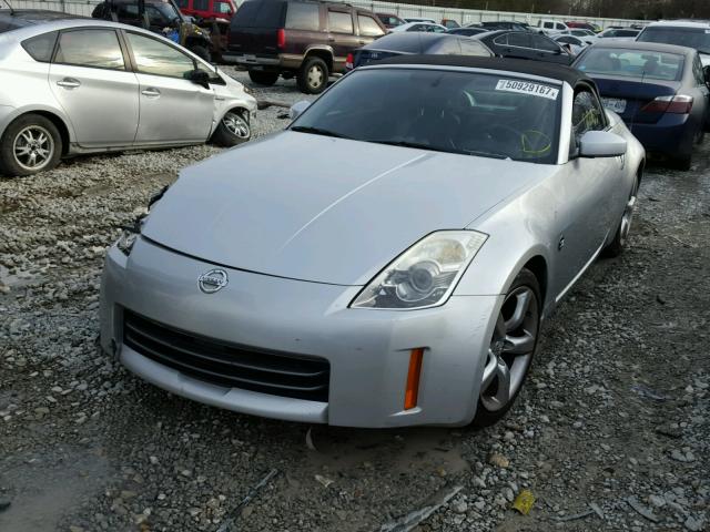 JN1AZ36A86M452133 - 2006 NISSAN 350Z ROADS SILVER photo 2