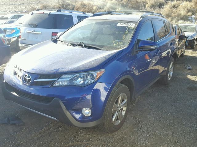 2T3RFREV8FW374259 - 2015 TOYOTA RAV4 XLE BLUE photo 2