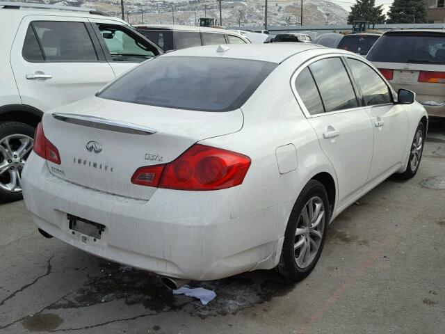 JNKCV61F19M358278 - 2009 INFINITI G37 WHITE photo 4