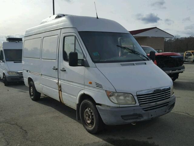 WD2YD241625323351 - 2002 FREIGHTLINER SPRINTER 2 WHITE photo 1