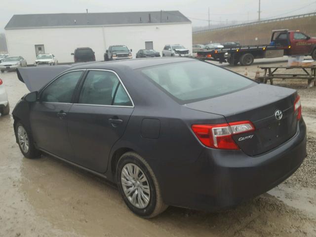 4T1BF1FK0CU588920 - 2012 TOYOTA CAMRY BASE GRAY photo 3