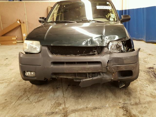 1FMYU93154KA80465 - 2004 FORD ESCAPE XLT GREEN photo 9