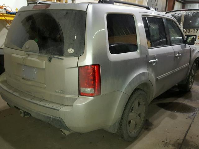 5FNYF4H59BB072120 - 2011 HONDA PILOT EXL SILVER photo 4