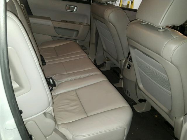 5FNYF4H59BB072120 - 2011 HONDA PILOT EXL SILVER photo 6