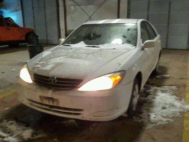 4T1BE32K93U173289 - 2003 TOYOTA CAMRY LE თეთრი ფოტო 2