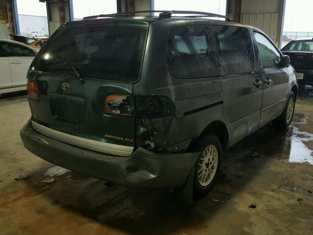 4T3ZF13C3YU180826 - 2000 TOYOTA SIENNA LE GRAY photo 4