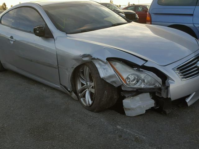 JNKCV64E78M122672 - 2008 INFINITI G37 BASE SILVER photo 9