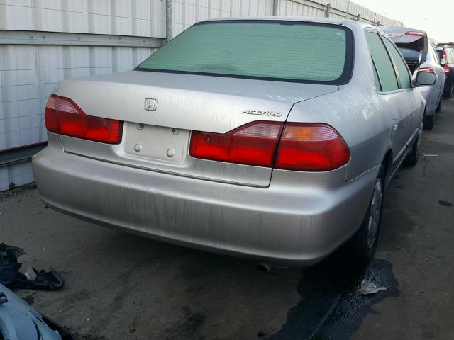 JHMCG665XXC010444 - 1999 HONDA ACCORD LX SILVER photo 4