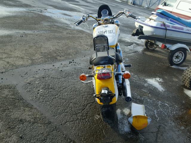 1HFSC3208TA103721 - 1996 HONDA VT1100 C2 YELLOW photo 10