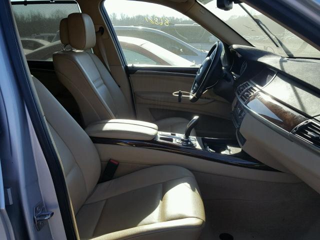 5UXZV4C56D0B10081 - 2013 BMW X5 XDRIVE3 Silber Foto 5