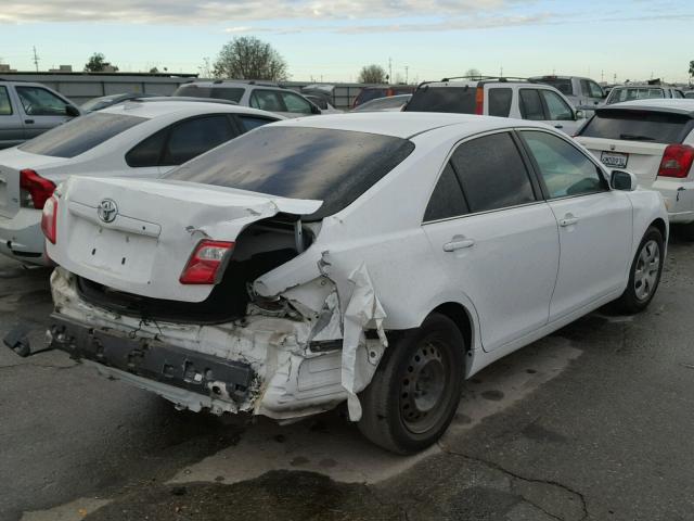 4T4BE46K98R015760 - 2008 TOYOTA CAMRY CE WHITE photo 4