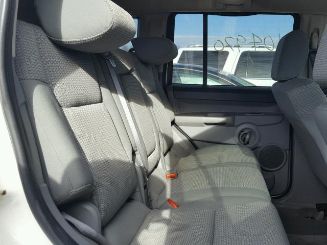 1J8HG48K26C104419 - 2006 JEEP COMMANDER თეთრი ფოტო 6