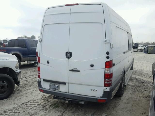 WD0PE845975145367 - 2007 DODGE SPRINTER 2 WHITE photo 4