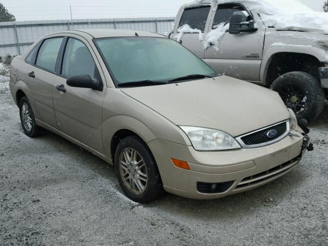 1FAFP34N27W237065 - 2007 FORD FOCUS ZX4 GOLD photo 1