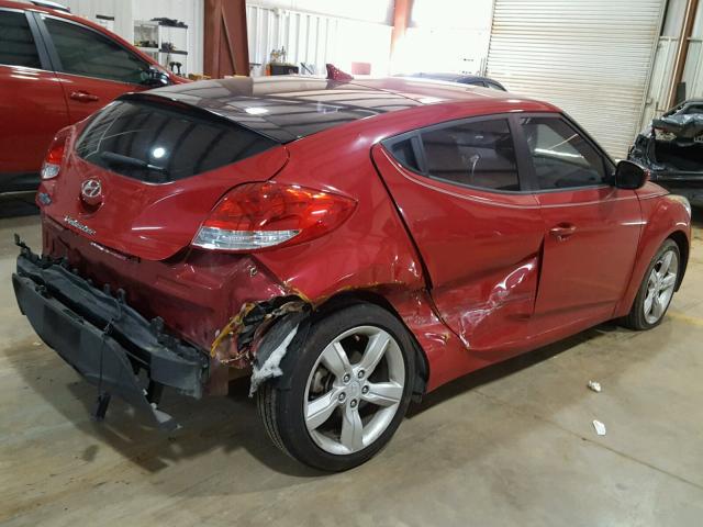 KMHTC6AD5FU239372 - 2015 HYUNDAI VELOSTER B RED photo 4