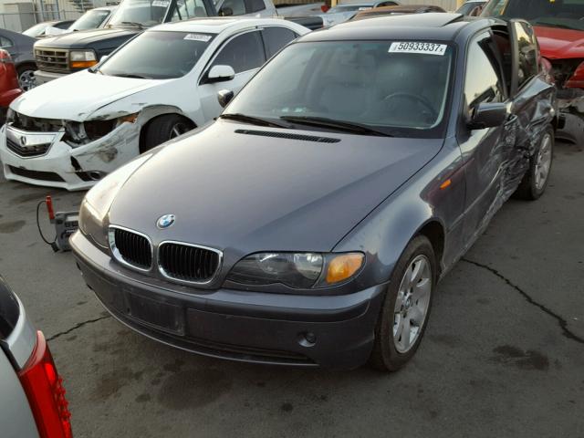 WBAET37412NG84425 - 2002 BMW 325 I GRAY photo 2