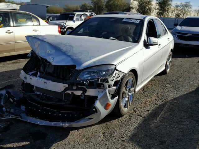 WDDGF5EB5BR184344 - 2011 MERCEDES-BENZ C 300 SILVER photo 2