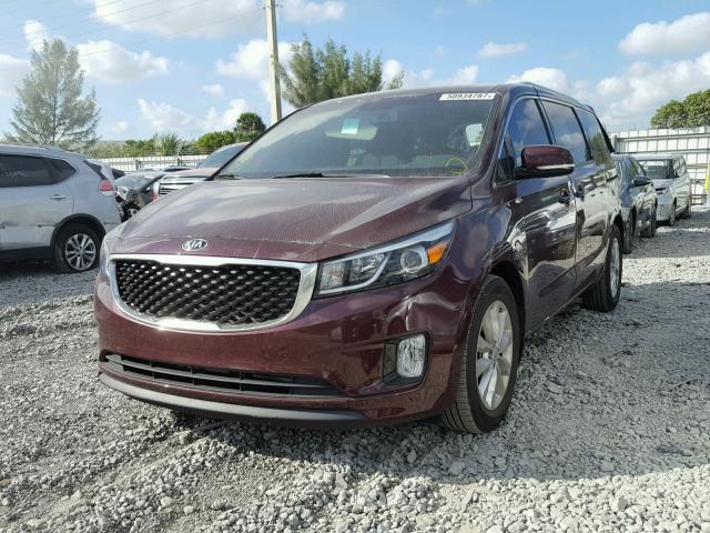 KNDMC5C17G6173693 - 2016 KIA SEDONA EX BURGUNDY photo 2