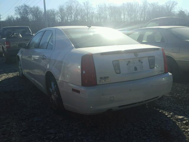 1G6DW67V280105089 - 2008 CADILLAC STS WHITE photo 3