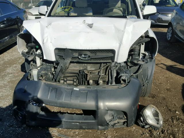 KM8JN12D08U899633 - 2008 HYUNDAI TUCSON SE WHITE photo 9