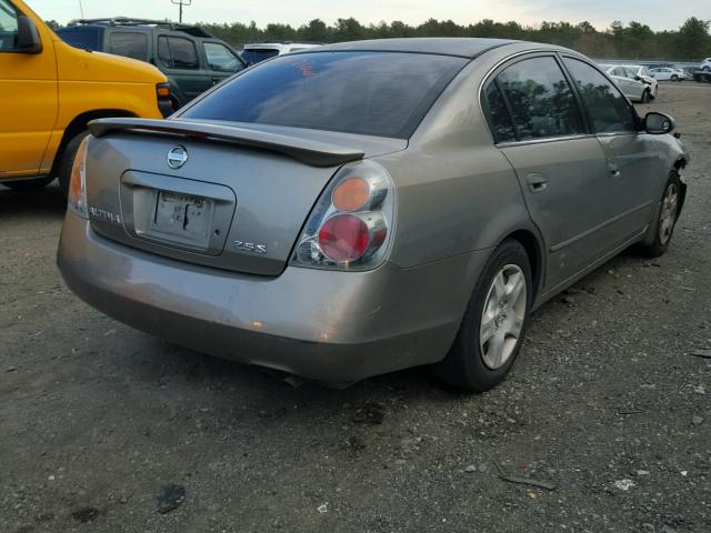 1N4AL11D72C232721 - 2002 NISSAN ALTIMA BAS GOLD photo 4