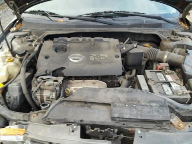 1N4AL11D72C232721 - 2002 NISSAN ALTIMA BAS GOLD photo 7