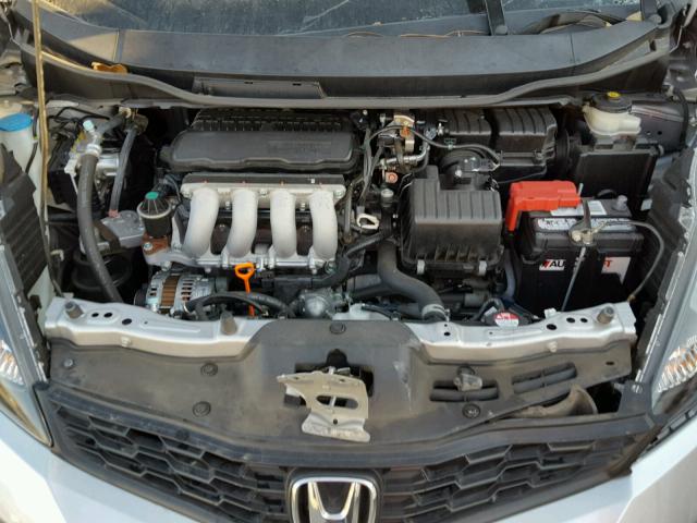 JHMGE8H58DC056995 - 2013 HONDA FIT SPORT SILVER photo 7