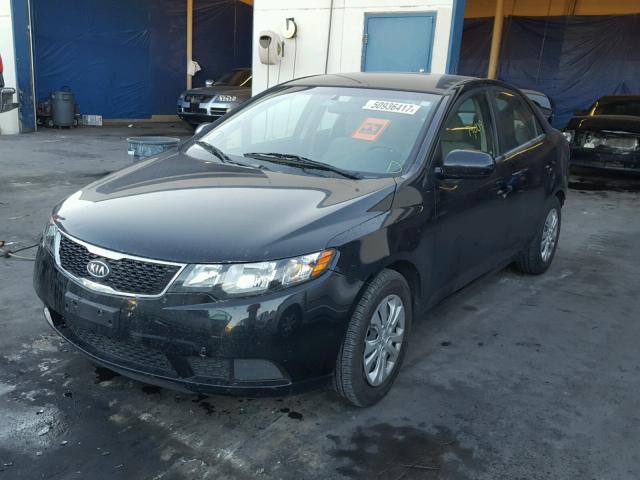 KNAFT4A2XD5733266 - 2013 KIA FORTE LX BLACK photo 2