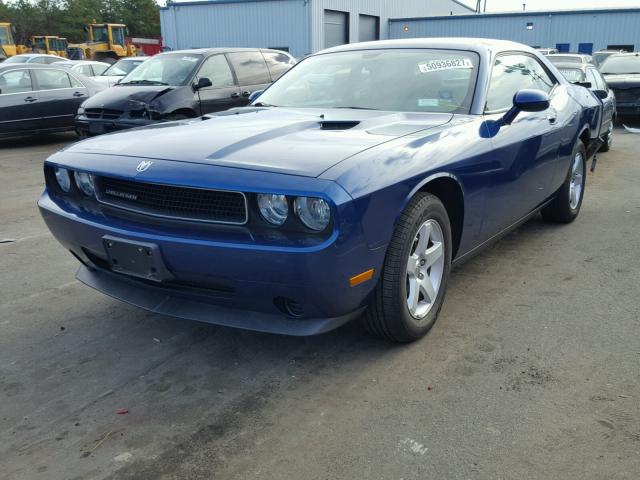 2B3LJ44V49H526617 - 2009 DODGE CHALLENGER BLUE photo 2