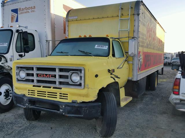 1GDJ7D1B9JV514985 - 1988 GMC C7000 C7D0 YELLOW photo 2