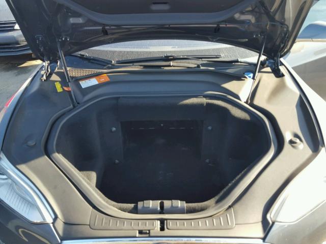 5YJSA1CN4DFP17382 - 2013 TESLA MODEL S GRAY photo 7