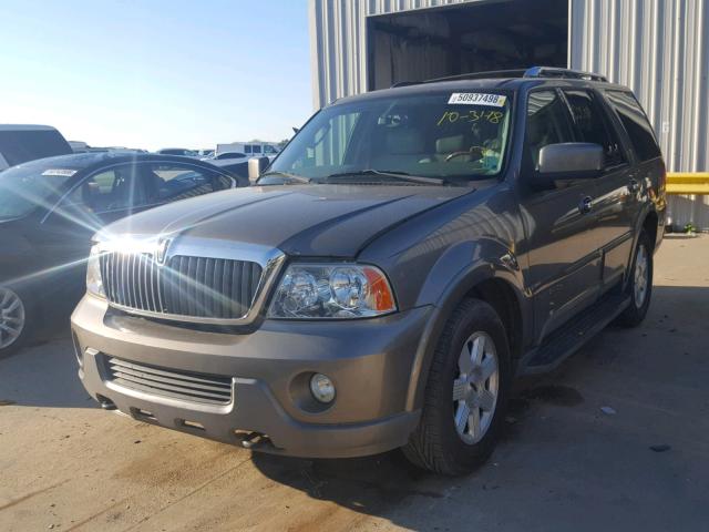 5LMFU27RX4LJ10484 - 2004 LINCOLN NAVIGATOR 绿色 照片 2